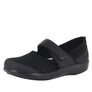 TRAQ Qutie All Black