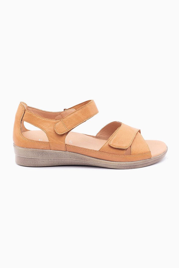 Klouds Tasha Tan